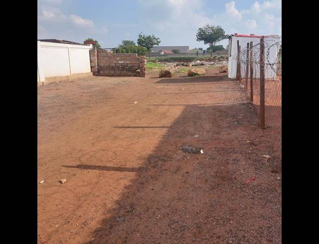 LAND FOR SALE IN TOKOZA